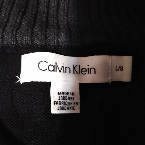 Calvin Klein pullover - Picture 2 of 4